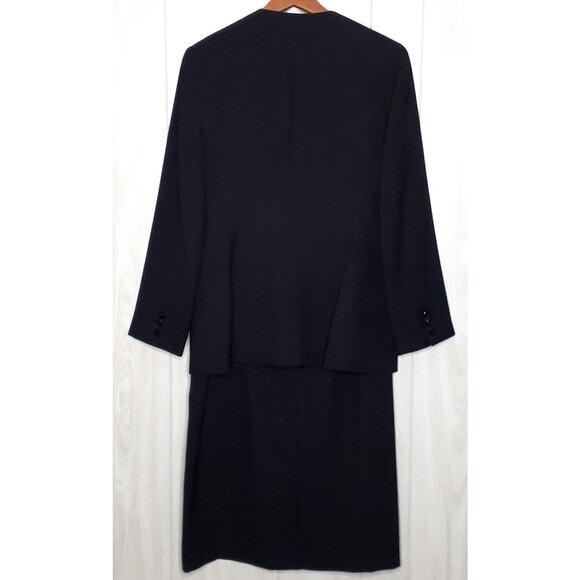 Ladies John Meyer of Norwich 2 Piece Skirt Suit Size 10 Beaded Embellished - Picture 3 of 9